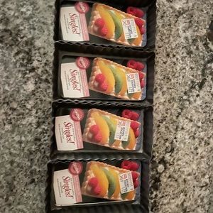 Wilton 2 Piece Rectangular Tartlet Molds, 4 1/2 inches